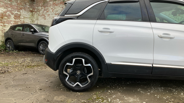 Vauxhall Crossland 1.2 Turbo [130] Ultimate Nav 5dr Auto Petrol Hatchback